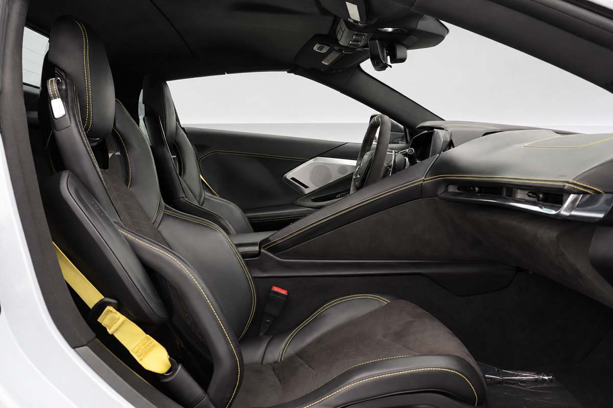 Used 2020 Chevrolet Corvette Stingray Premium Conv w/ 3LT Preferred Equipment Group RWD image 22