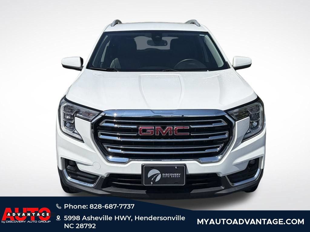 Used 2024 GMC Terrain SLT AWD/4WD image 6