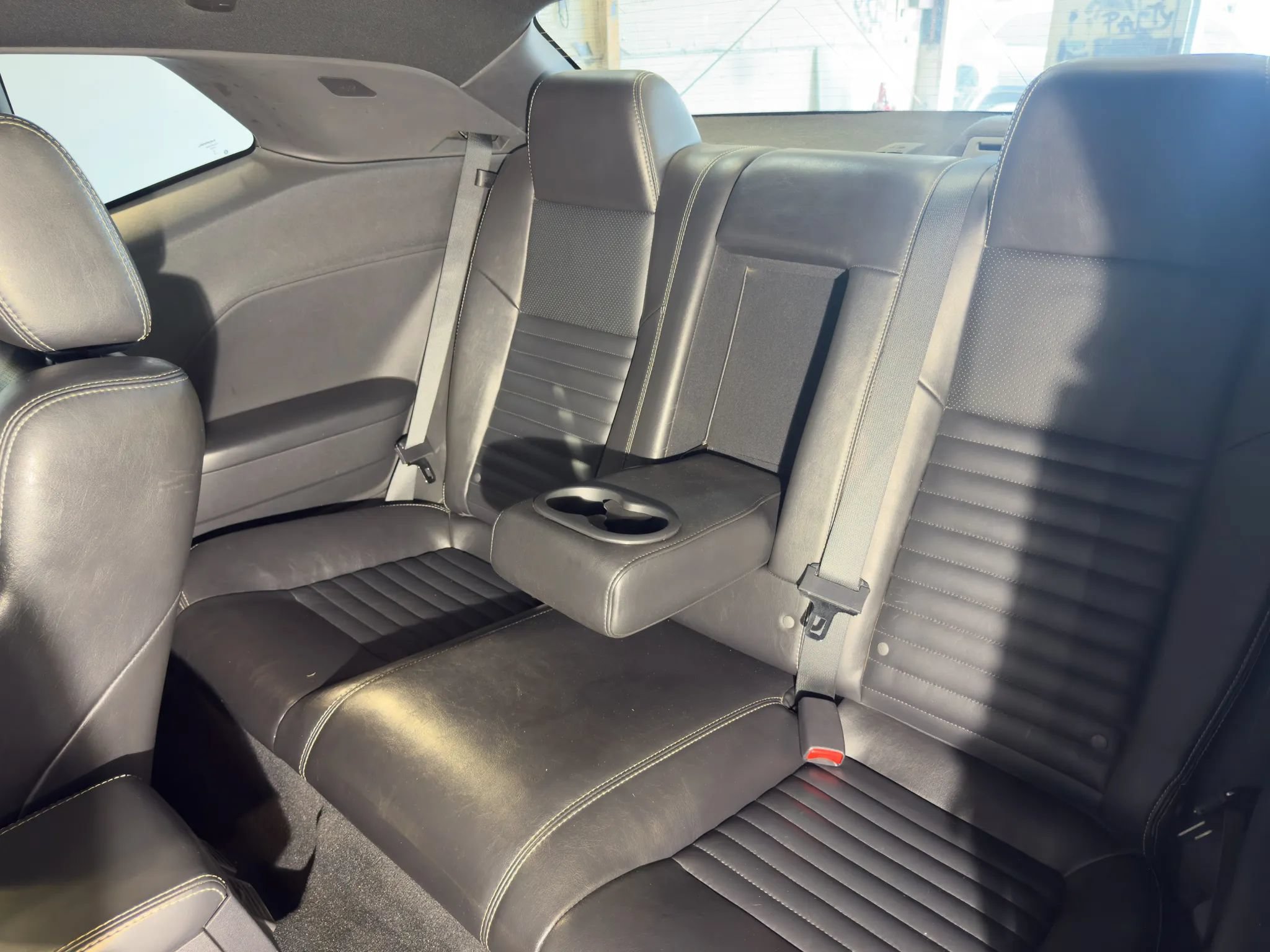 Used 2010 Dodge Challenger R/T RWD image 21