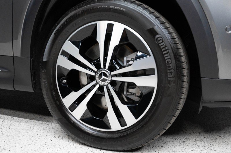 Certified 2026 Mercedes-Benz GLB 250 4MATIC image 11