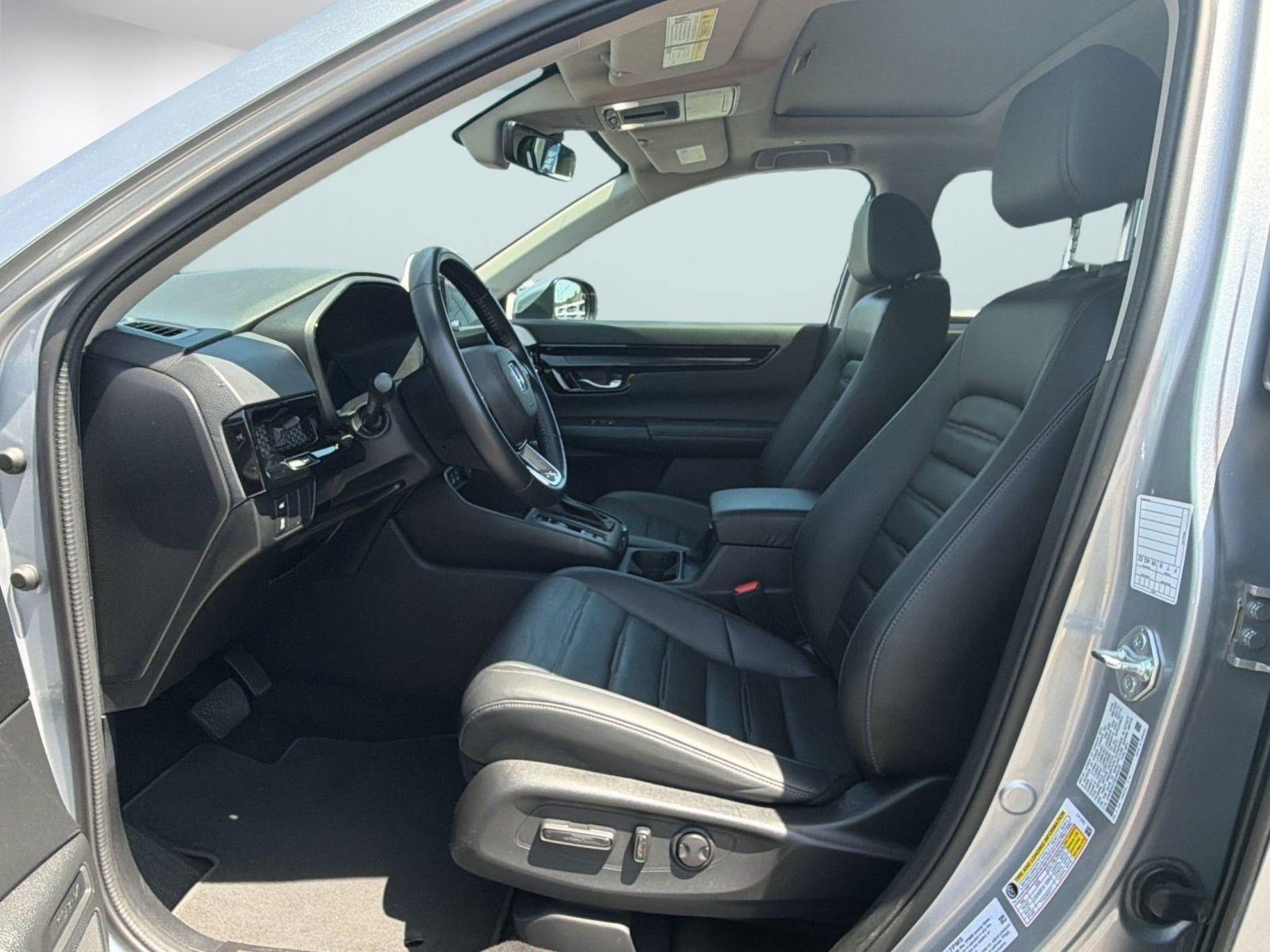 Used 2025 Honda CR-V EX-L image 5