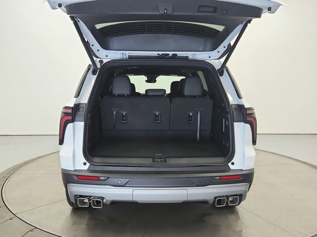 New 2026 Chevrolet Traverse LT w/ Driver Confidence Package FWD image 34