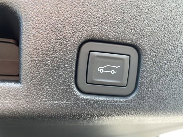 New 2026 Chevrolet Traverse LT w/ Driver Confidence Package image 23