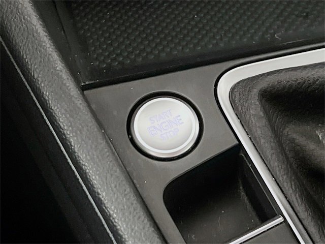 Used 2024 Volkswagen Jetta SE image 16