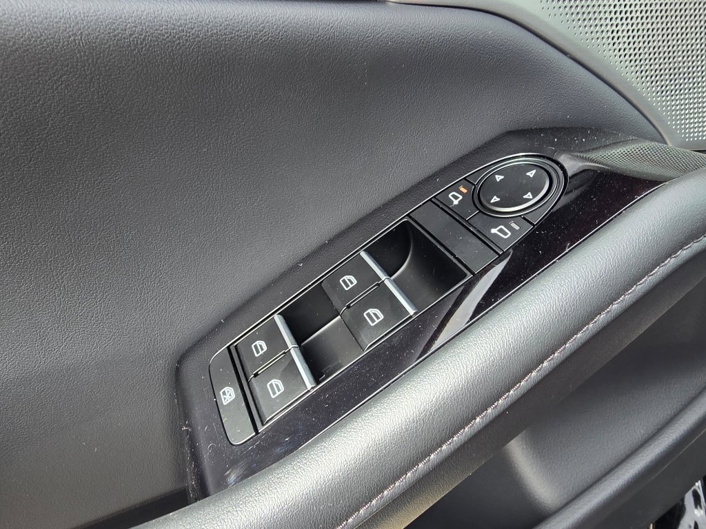 New 2026 MAZDA MAZDA3 Hatchback w/ Appearance Package image 30