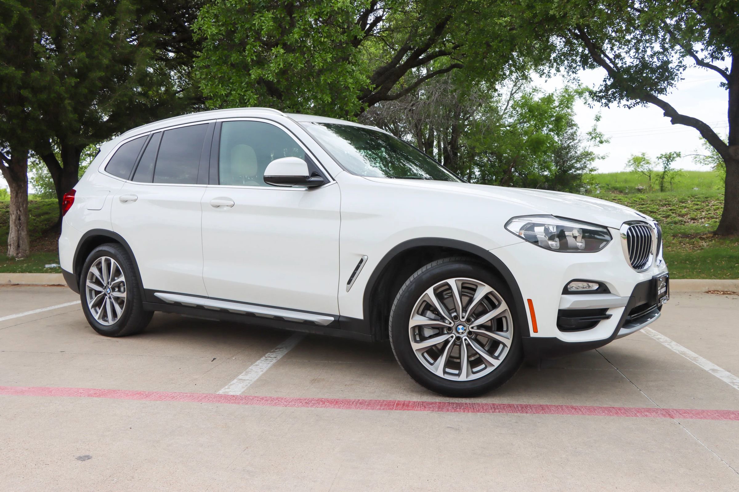 Used 2019 BMW X3 xDrive30i w/ Driving Assistance Package image 1