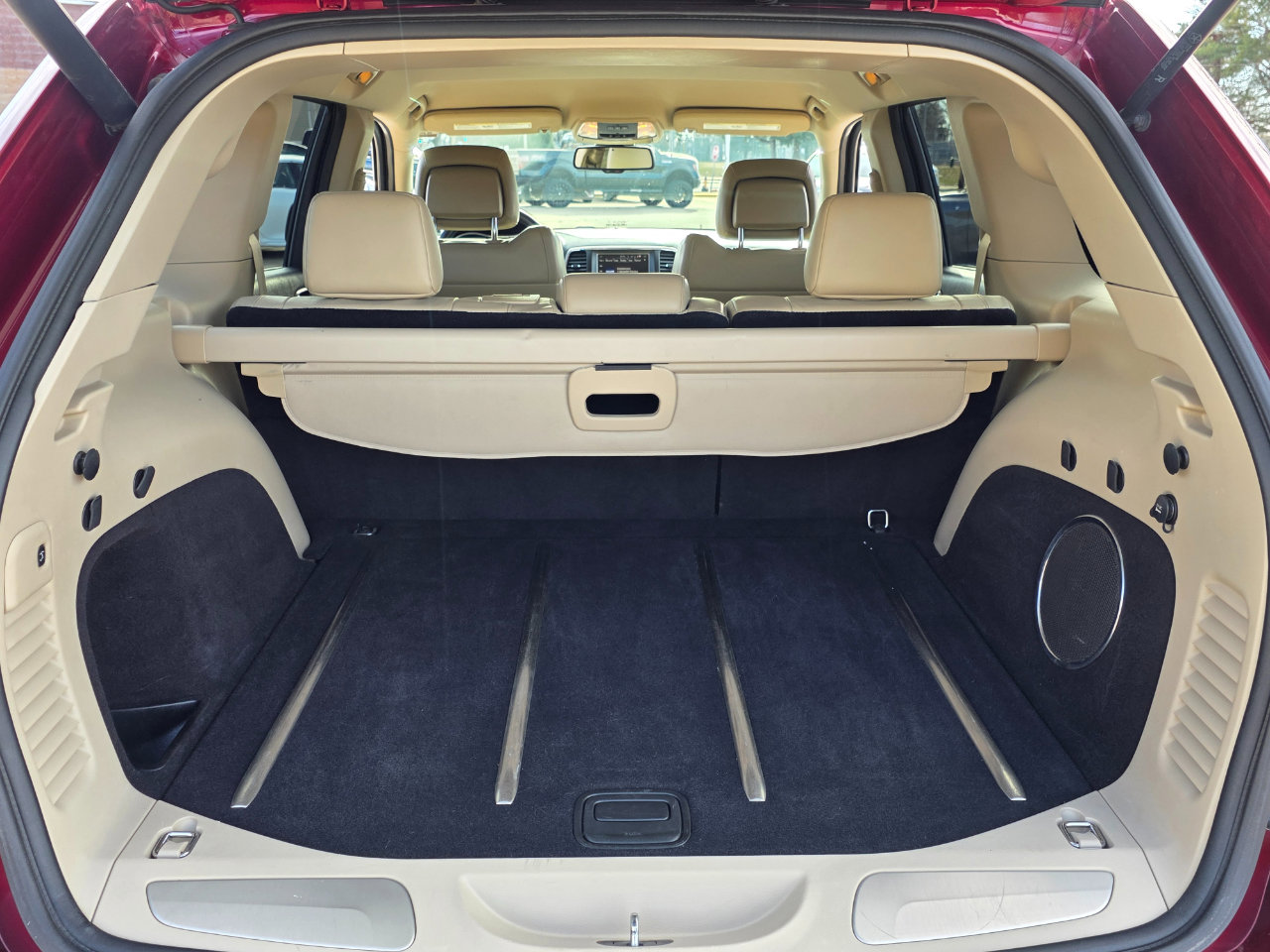 Used 2014 Jeep Grand Cherokee Limited image 19