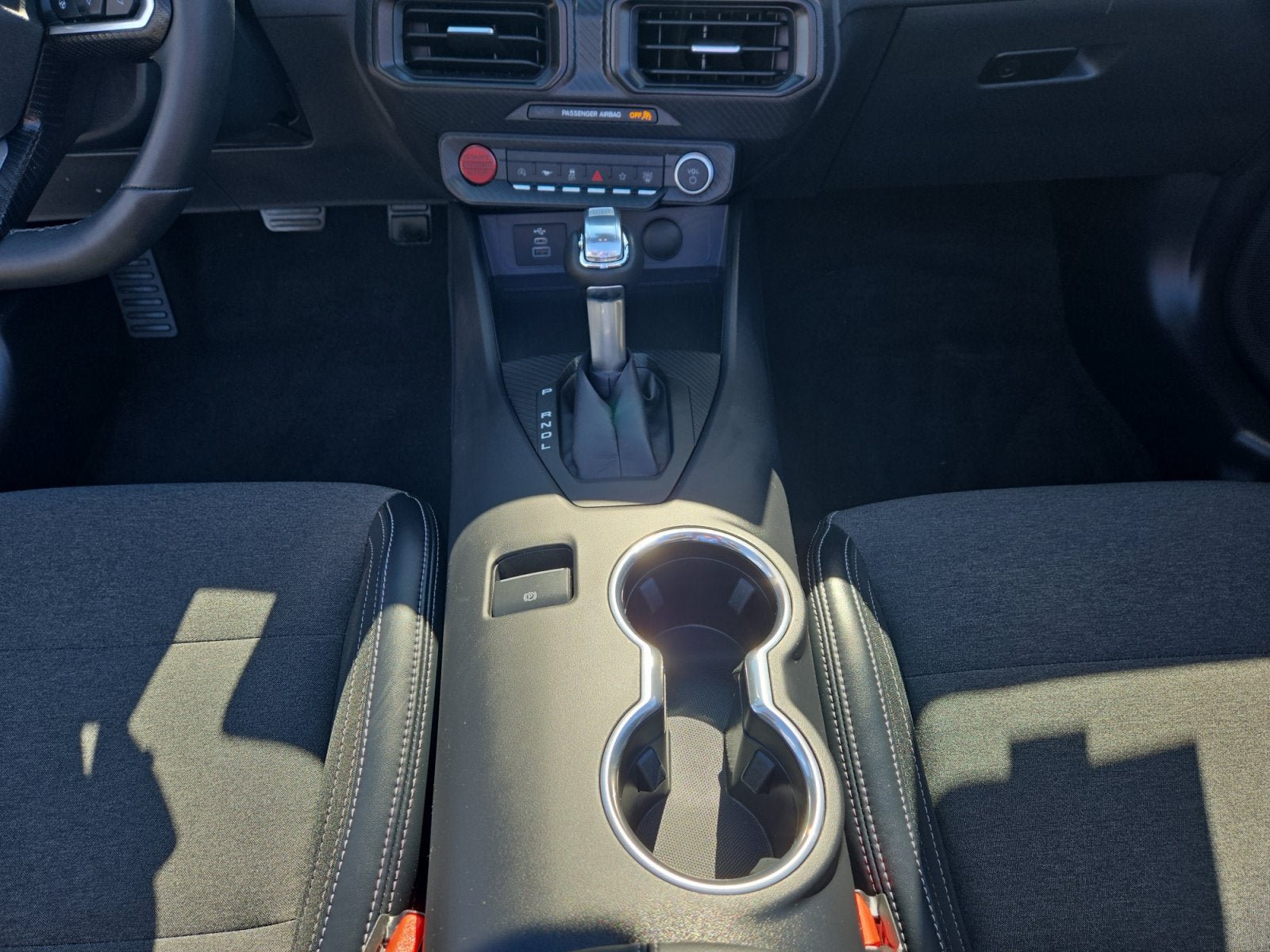 Used 2025 Ford Mustang Convertible RWD image 21