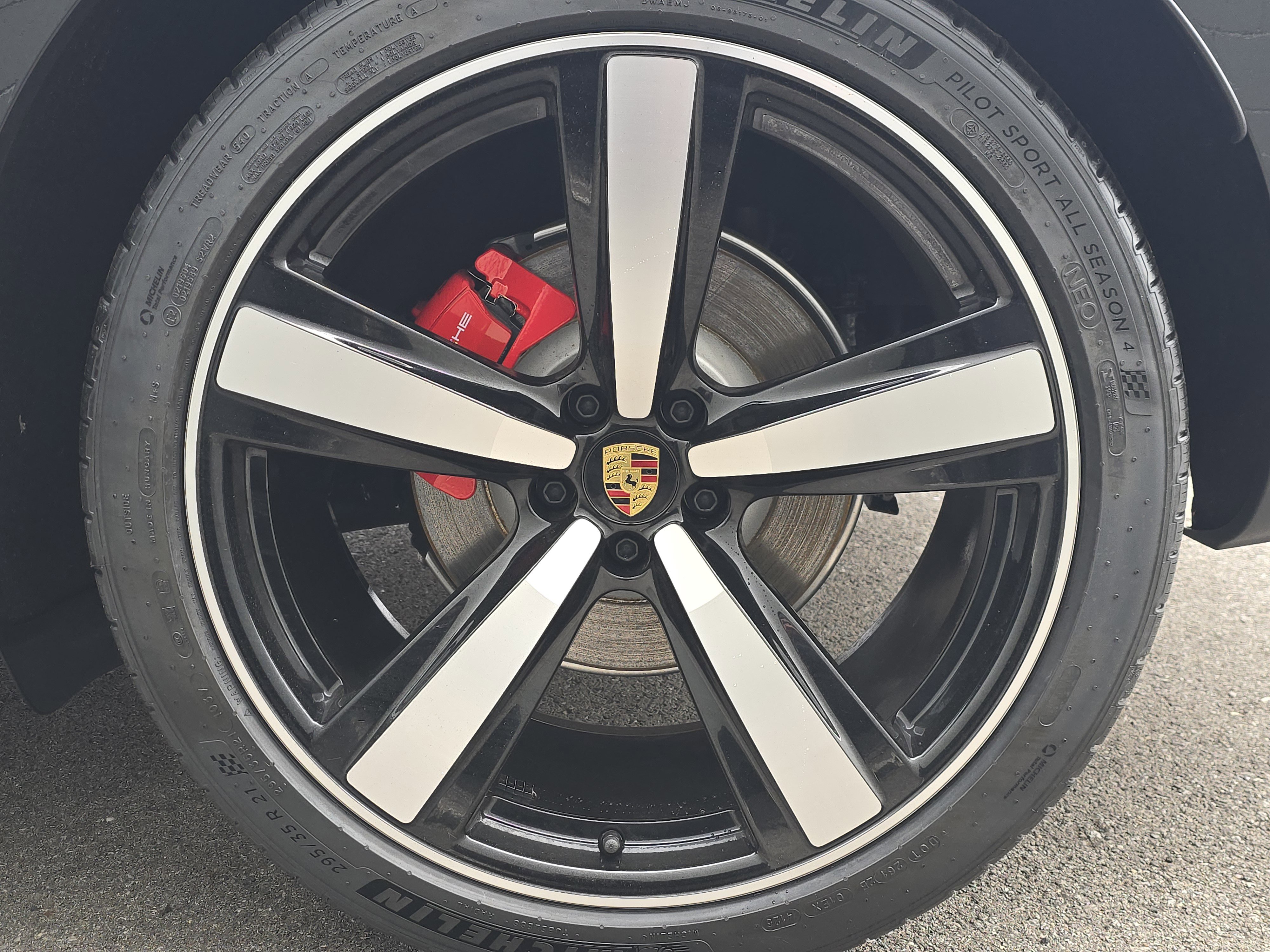 New 2026 Porsche Macan S image 27