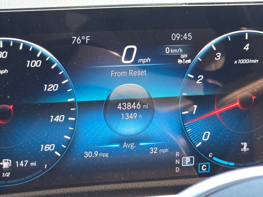 Used 2023 Mercedes-Benz CLA 250 4MATIC image 29