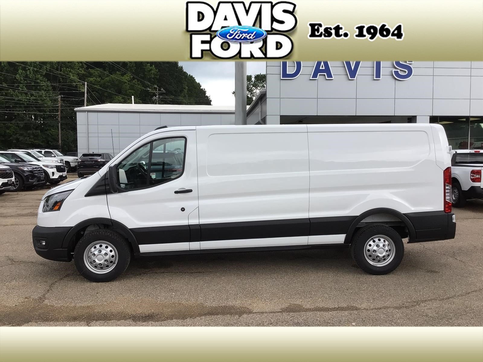 New 2026 Ford Transit 250 Low Roof AWD w/ Exterior Upgrade Package image 4