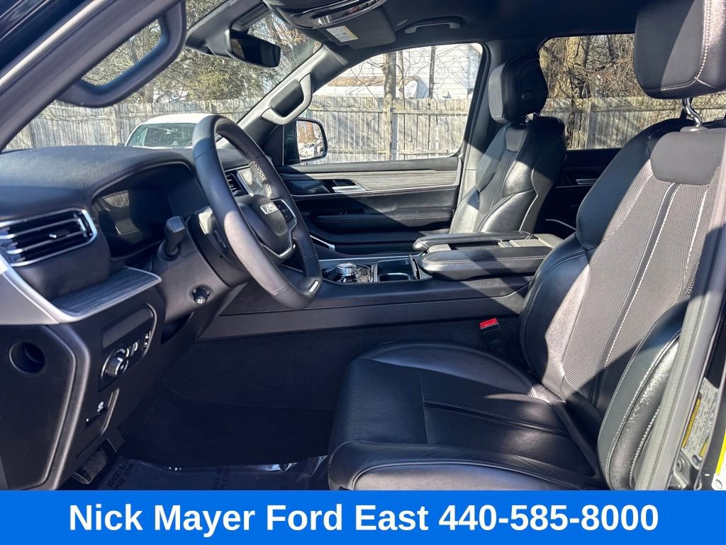 Used 2024 Jeep Wagoneer Series III image 15