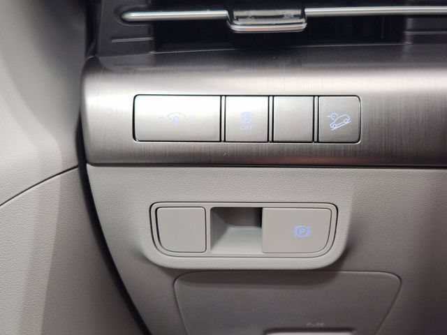 Used 2026 Hyundai Kona SEL Sport FWD image 23