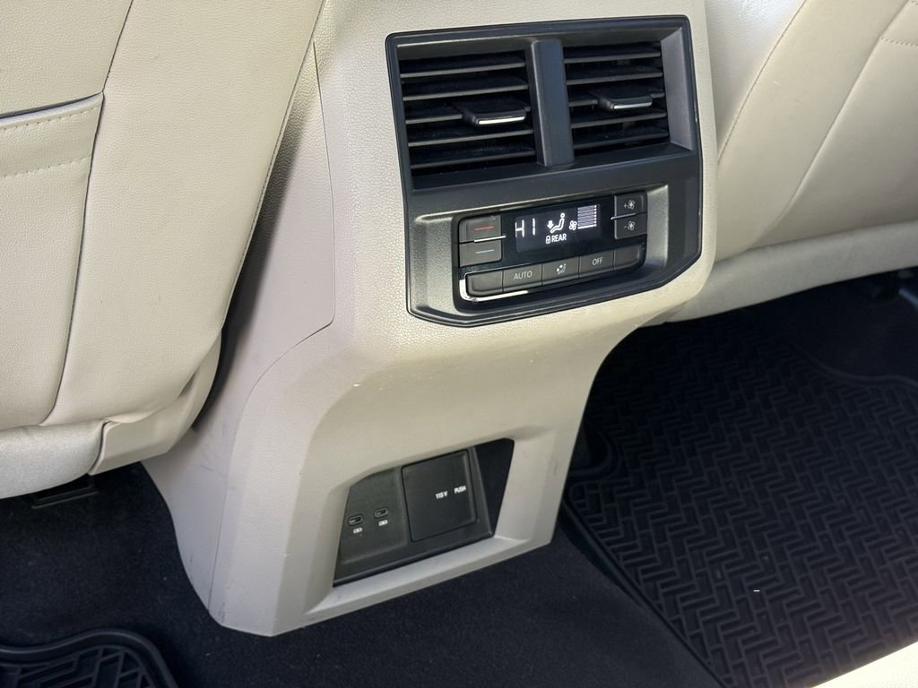 Used 2022 Volkswagen Atlas SEL image 12