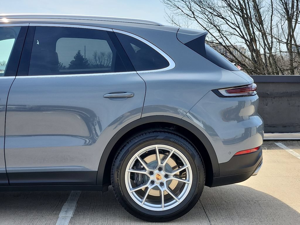 New 2026 Porsche Cayenne AWD/4WD image 7