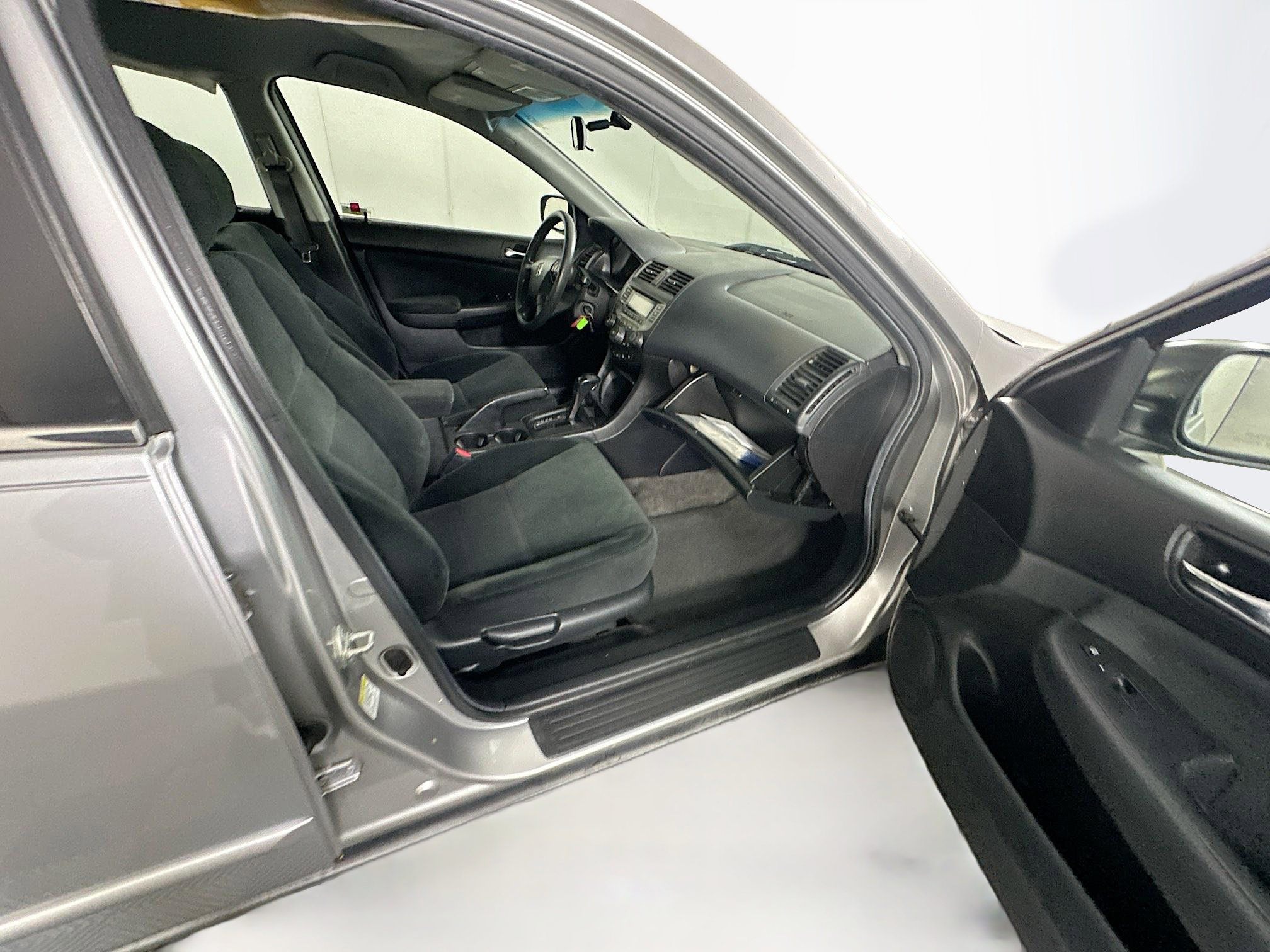 Used 2006 Honda Accord LX image 28