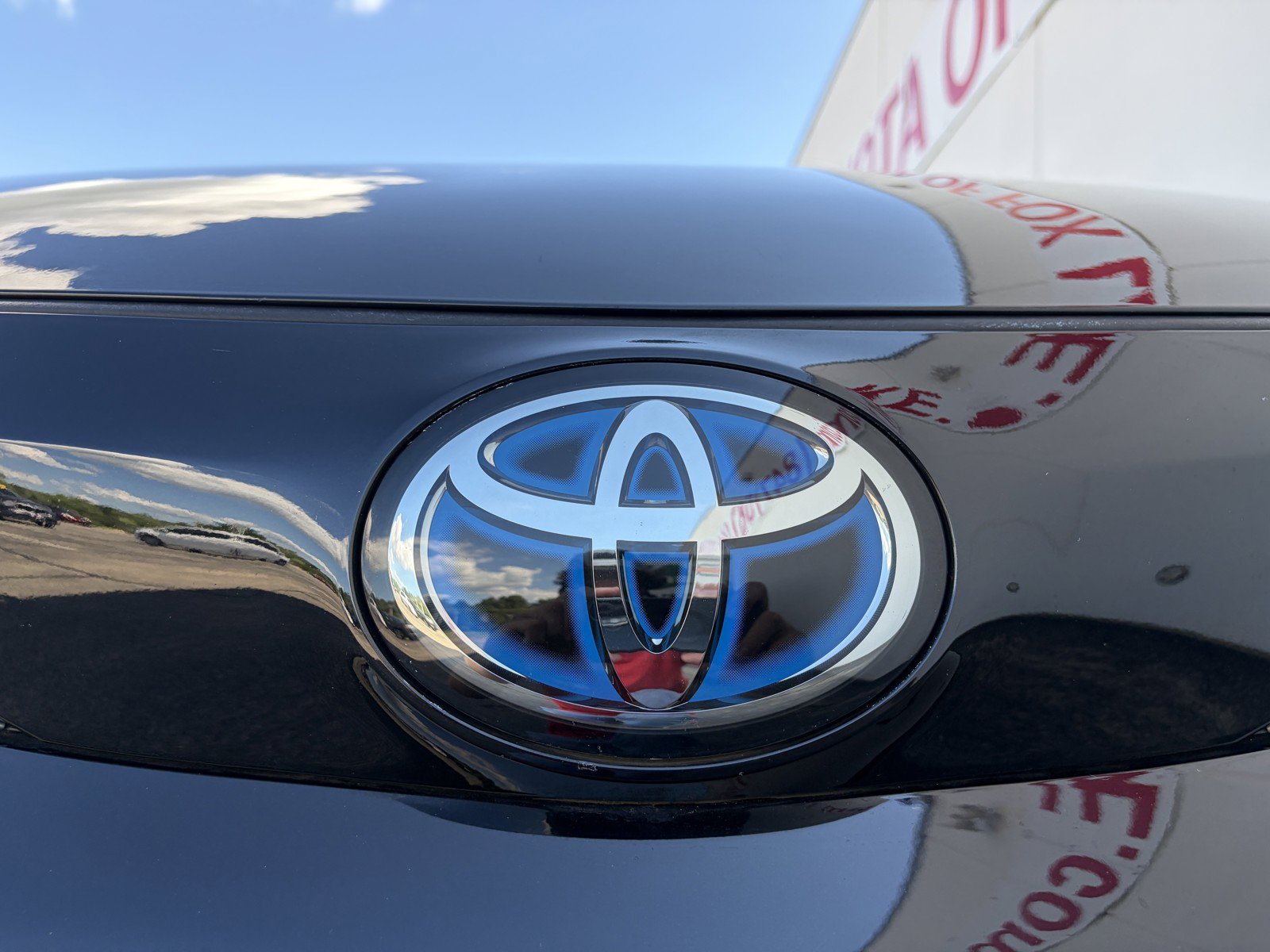 Used 2023 Toyota Sienna Limited FWD image 45