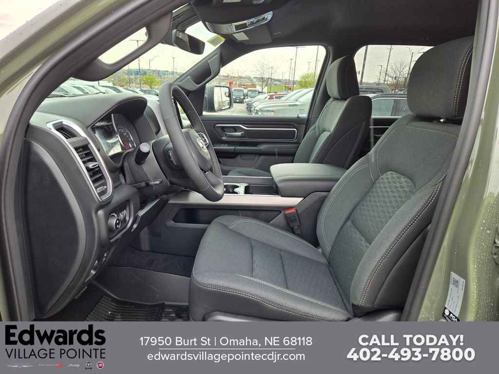 New 2026 RAM 1500 Big Horn AWD/4WD image 13