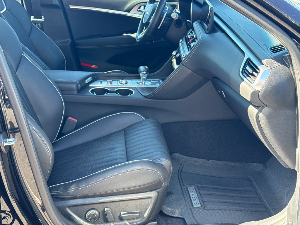 Used 2026 Genesis G70 2.5T Prestige RWD image 13