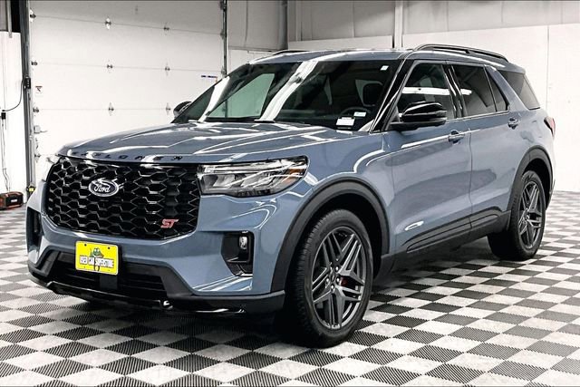 Used 2025 Ford Explorer ST w/ Sun And Sound Package image 12