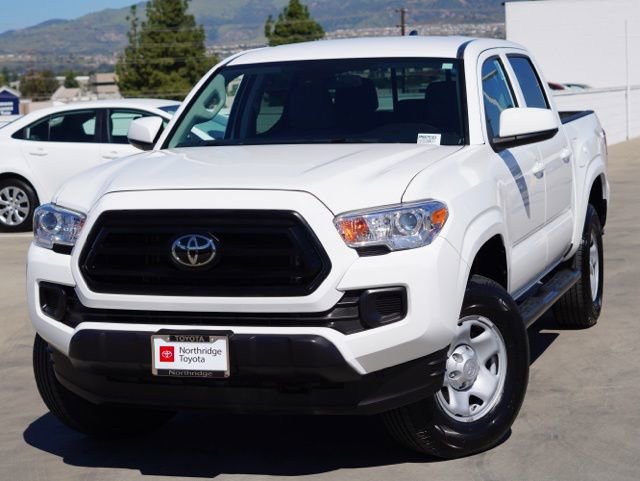 Certified 2023 Toyota Tacoma SR AWD/4WD image 4