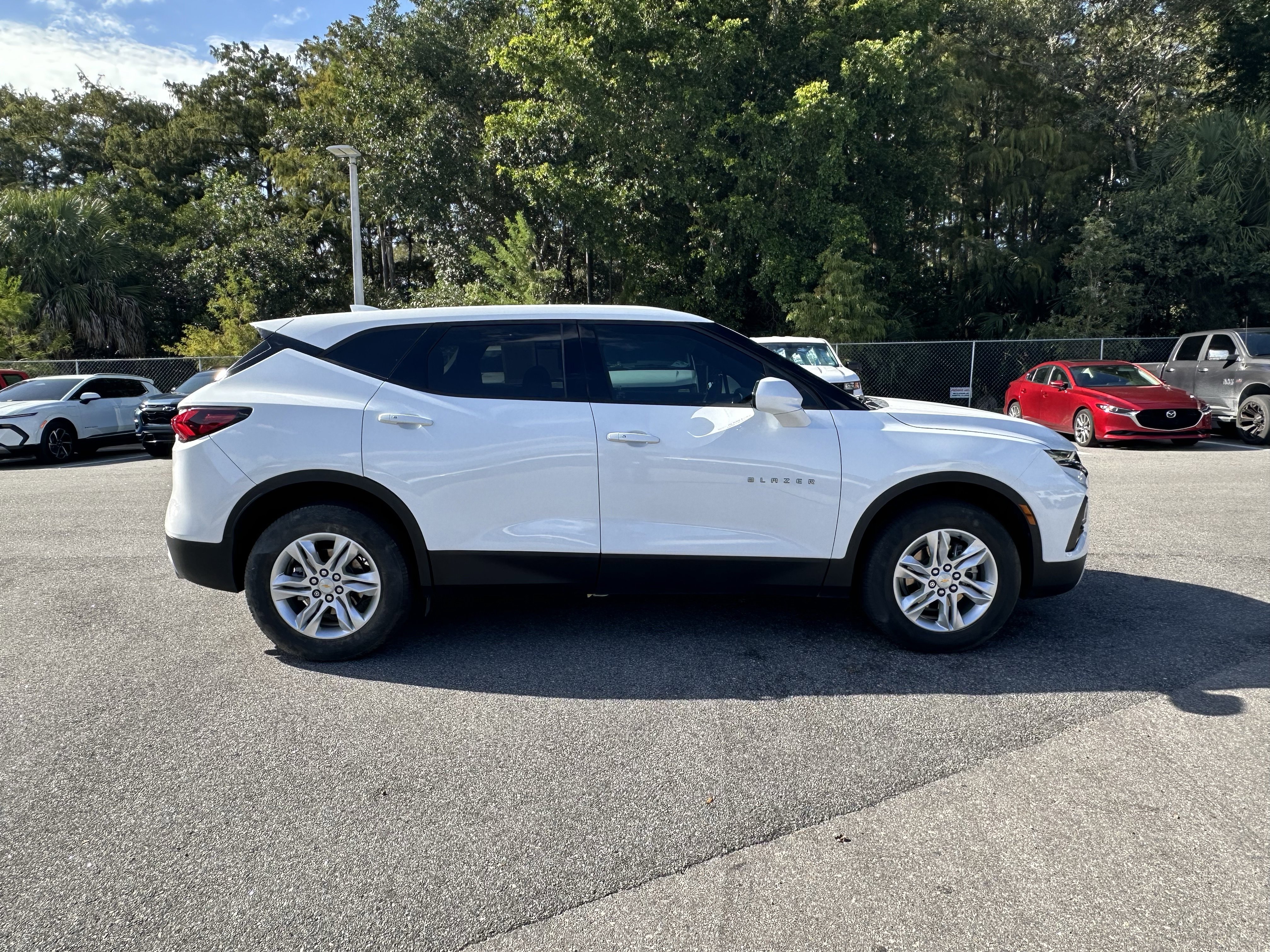 Used 2022 Chevrolet Blazer LT image 11