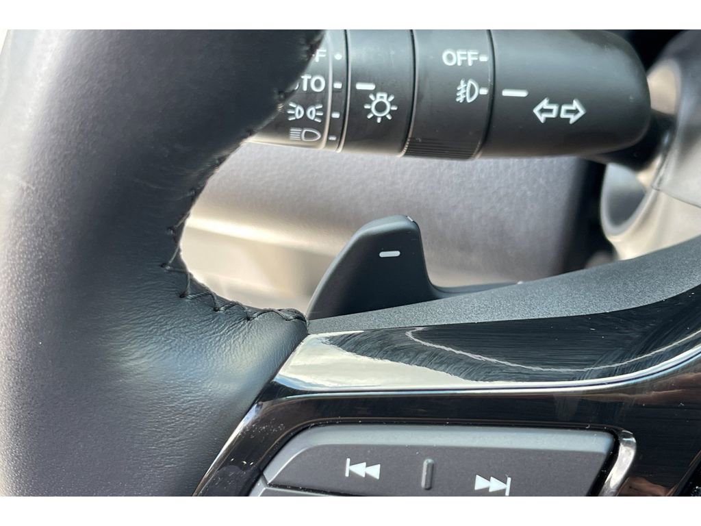 Certified 2025 Honda Pilot Touring image 36