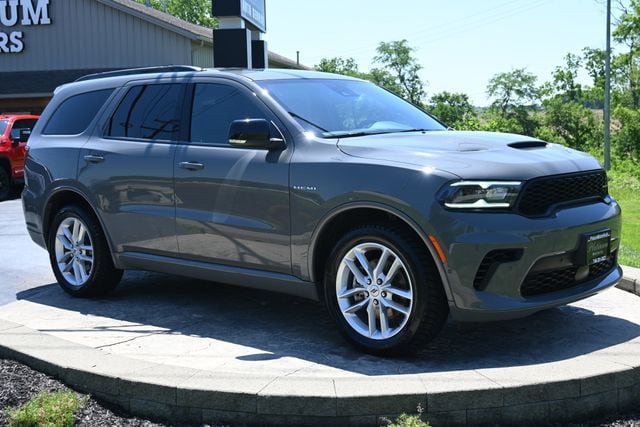 Used 2025 Dodge Durango R/T AWD/4WD image 3