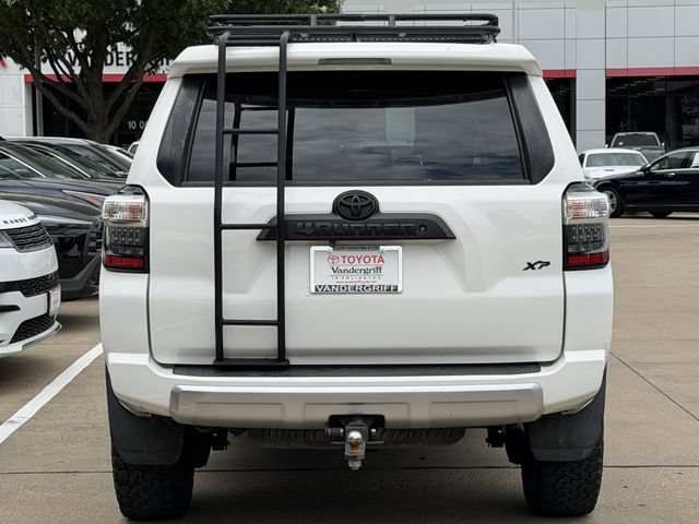 Used 2018 Toyota 4Runner TRD Off-Road Premium AWD/4WD image 5