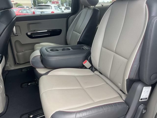 Used 2016 Kia Sedona EX FWD image 19