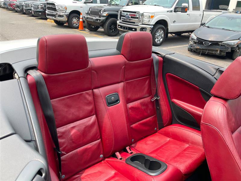 Used 2011 Volkswagen Eos Lux FWD image 26