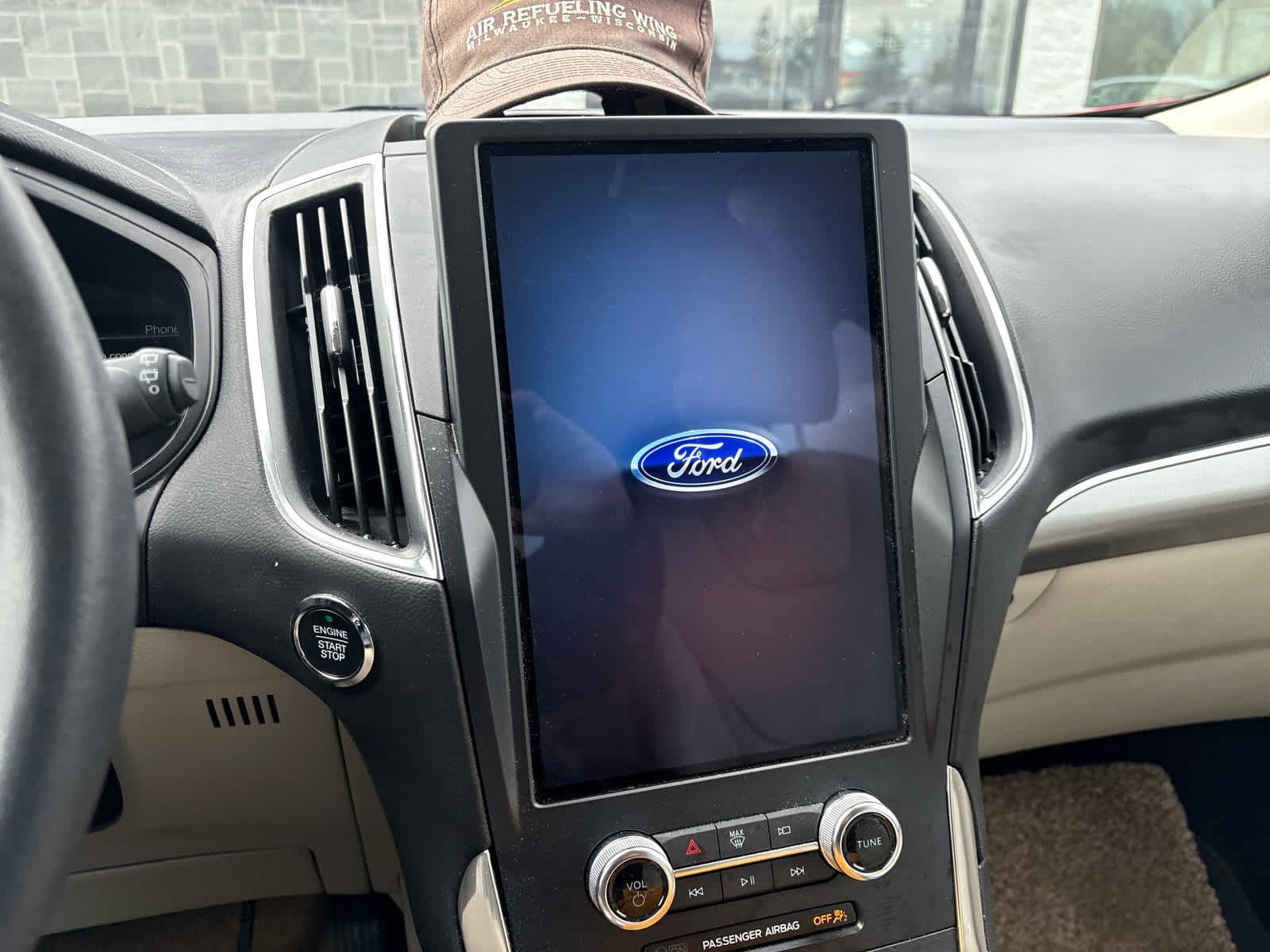 Used 2024 Ford Edge Titanium w/ Titanium Elite Package image 10