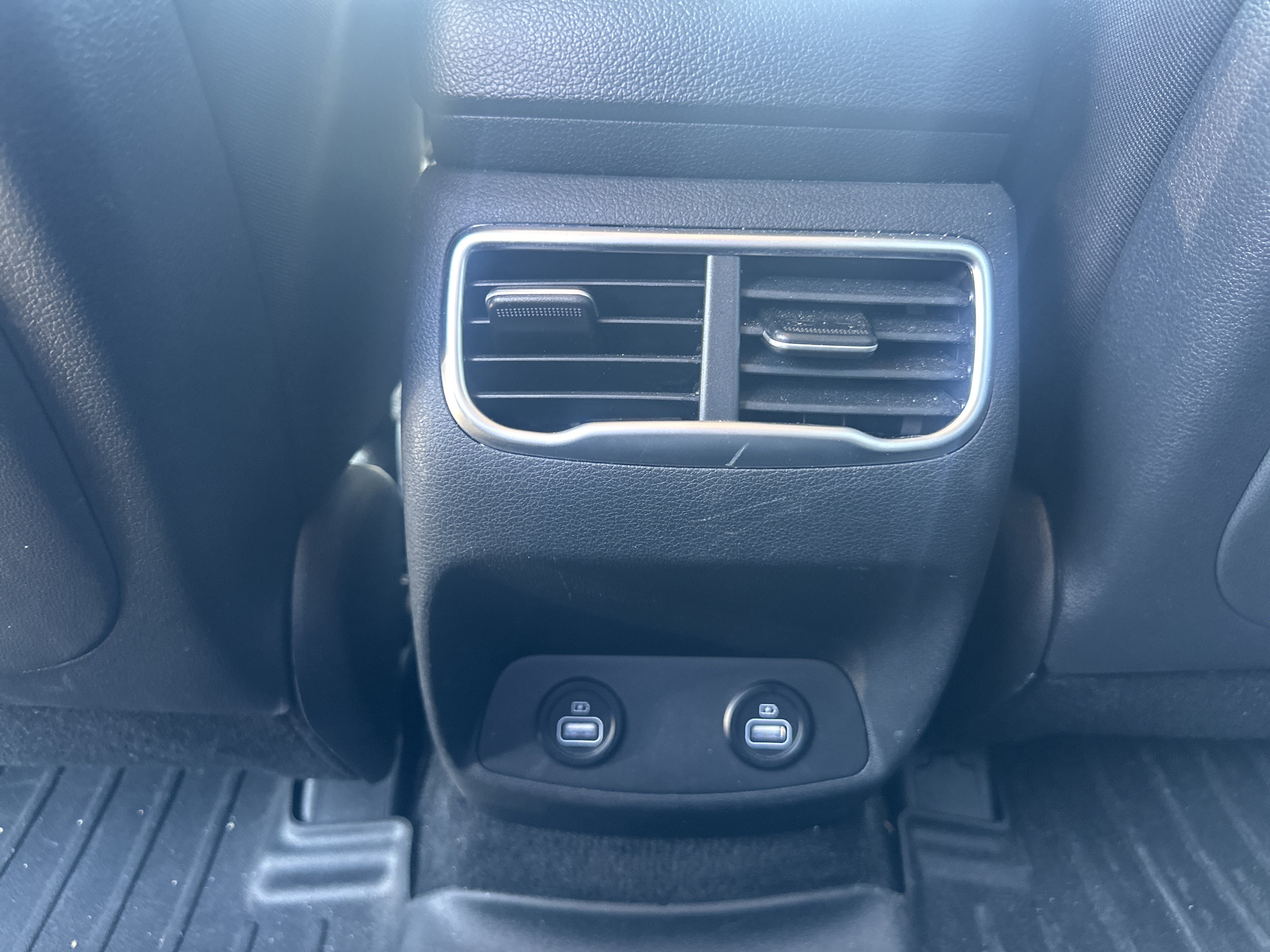 Used 2022 Hyundai Santa Fe Blue AWD/4WD image 18