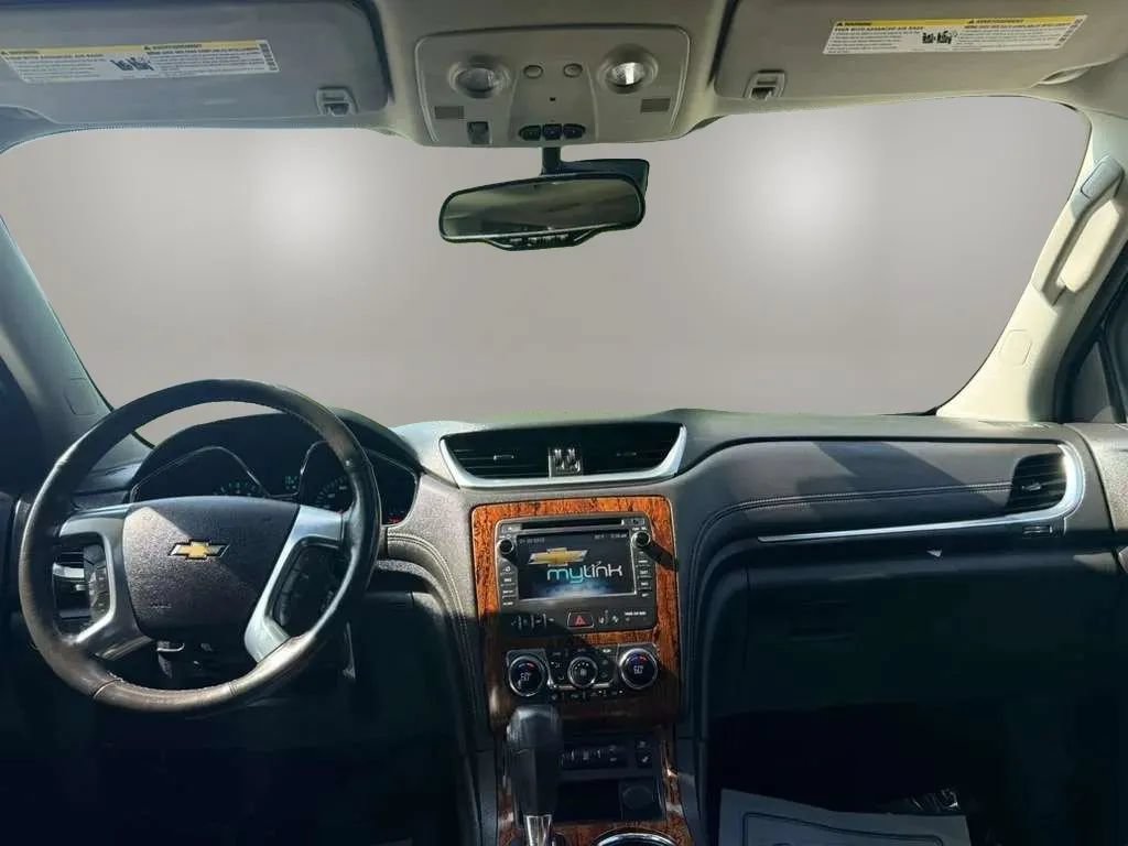 Used 2014 Chevrolet Traverse LTZ FWD image 19
