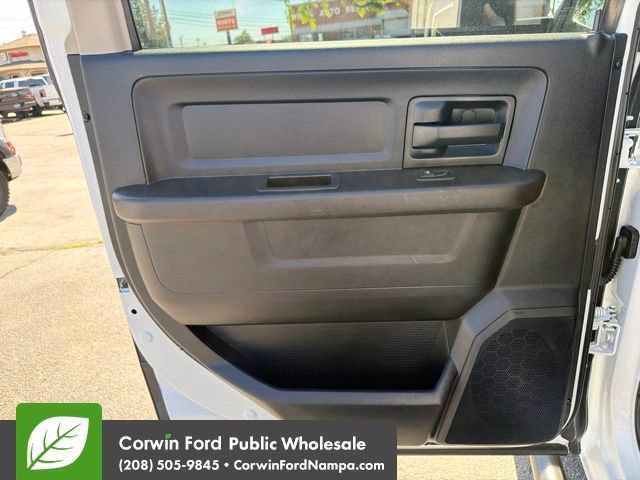 Used 2018 RAM 2500 Tradesman w/ Chrome Appearance Group AWD/4WD image 28