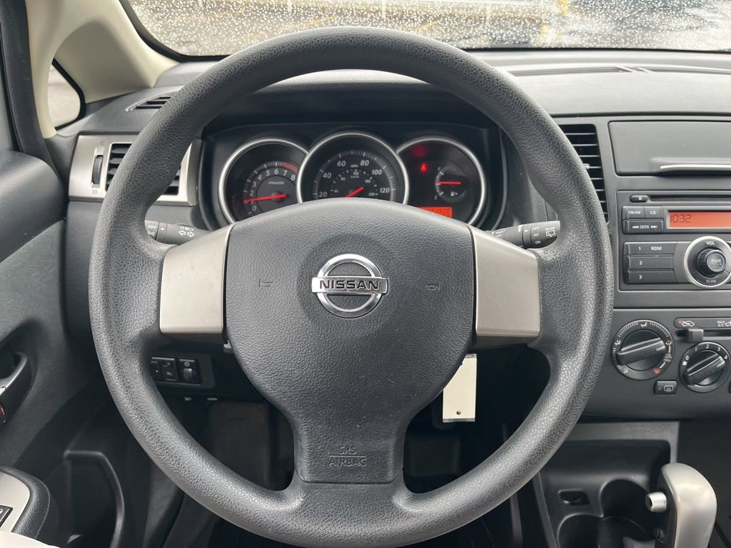 Used 2012 Nissan Versa 1.8 S image 12