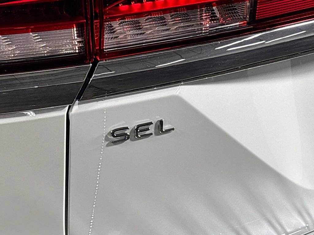 New 2025 Volkswagen Atlas SEL image 25