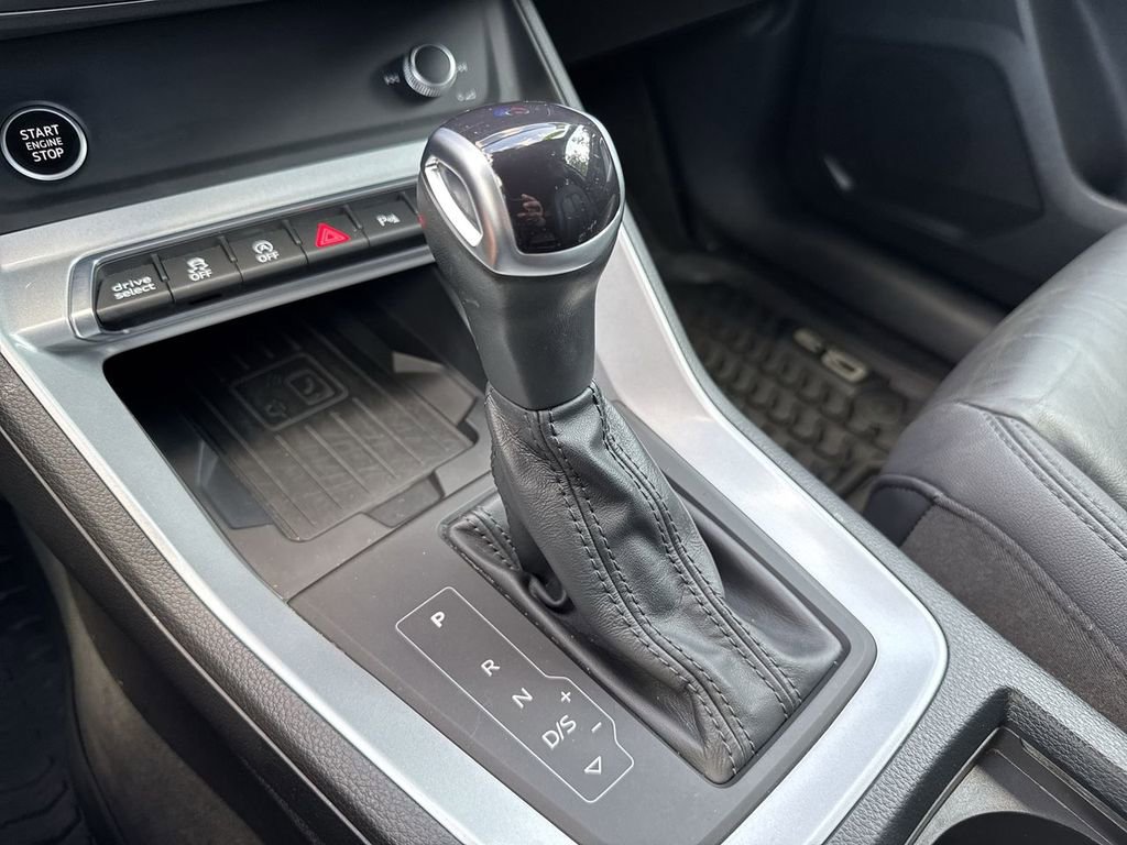 Used 2023 Audi Q3 2.0T Premium Plus image 24