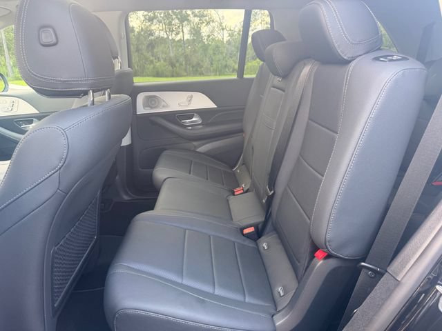 Used 2026 Mercedes-Benz GLS 450 4MATIC image 8
