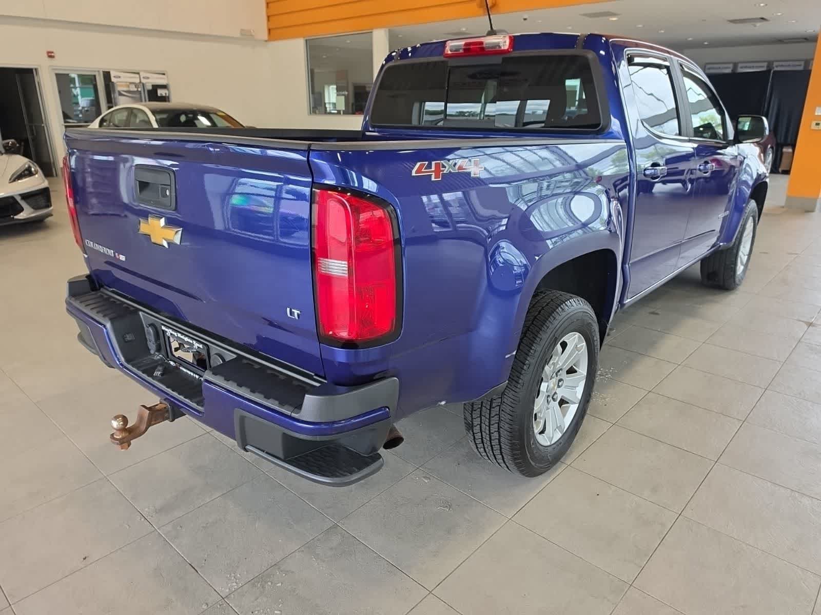 Used 2017 Chevrolet Colorado LT w/ LT Convenience Package AWD/4WD image 8