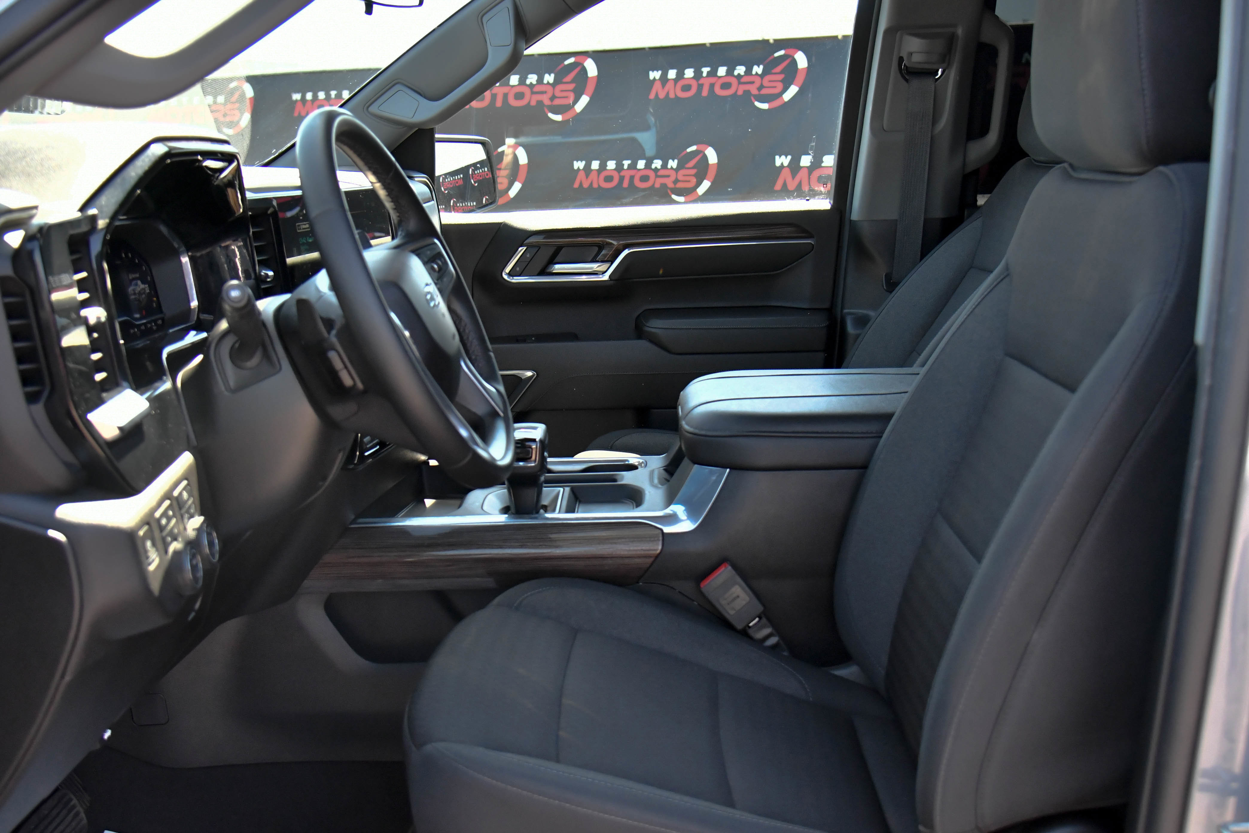 Used 2024 Chevrolet Silverado 1500 RST w/ Convenience Package II image 17