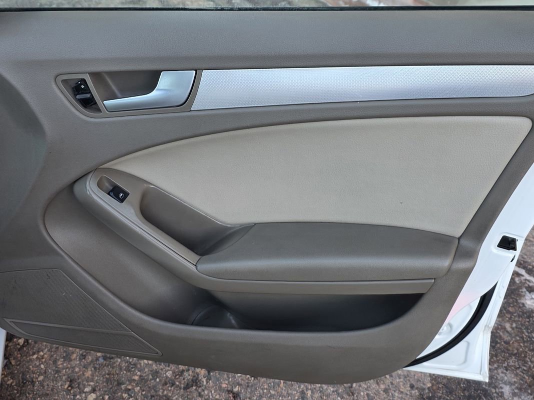 Used 2009 Audi A4 2.0T Premium image 24