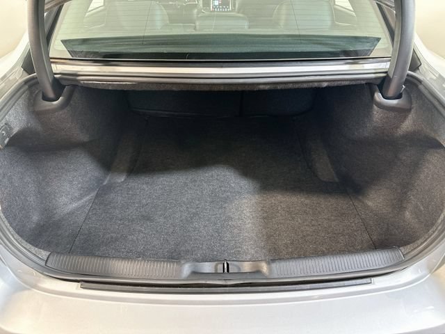 Used 2022 Dodge Charger SXT w/ Plus Group RWD image 10