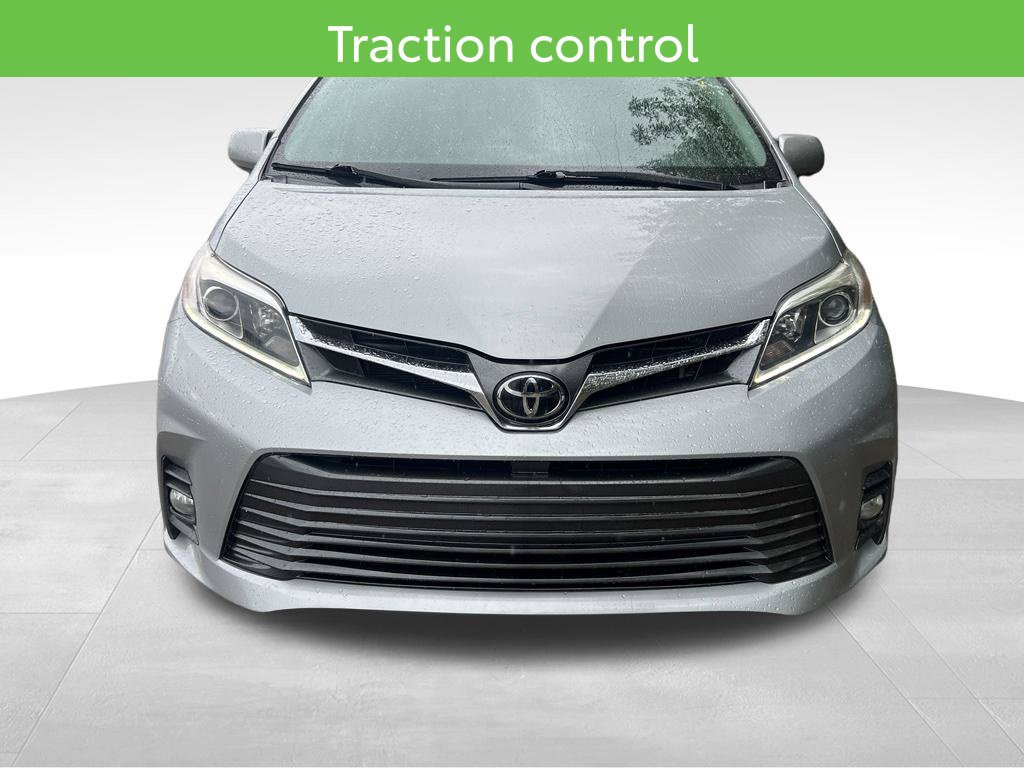 Used 2020 Toyota Sienna XLE AWD/4WD image 12