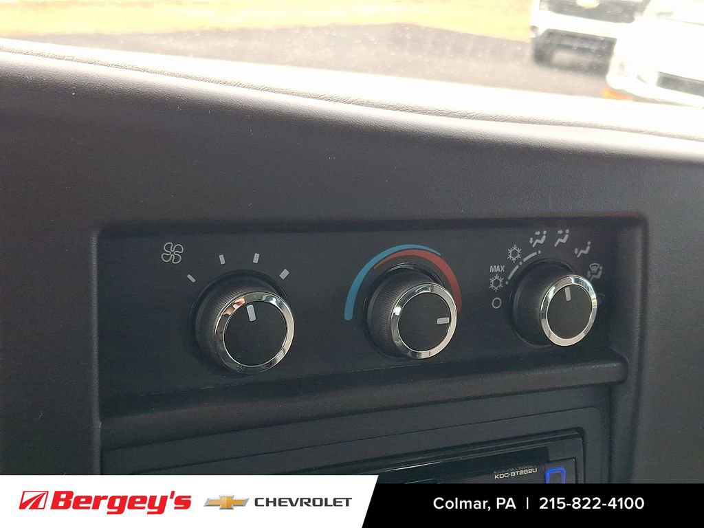 Certified 2016 GMC Savana 2500 image 18