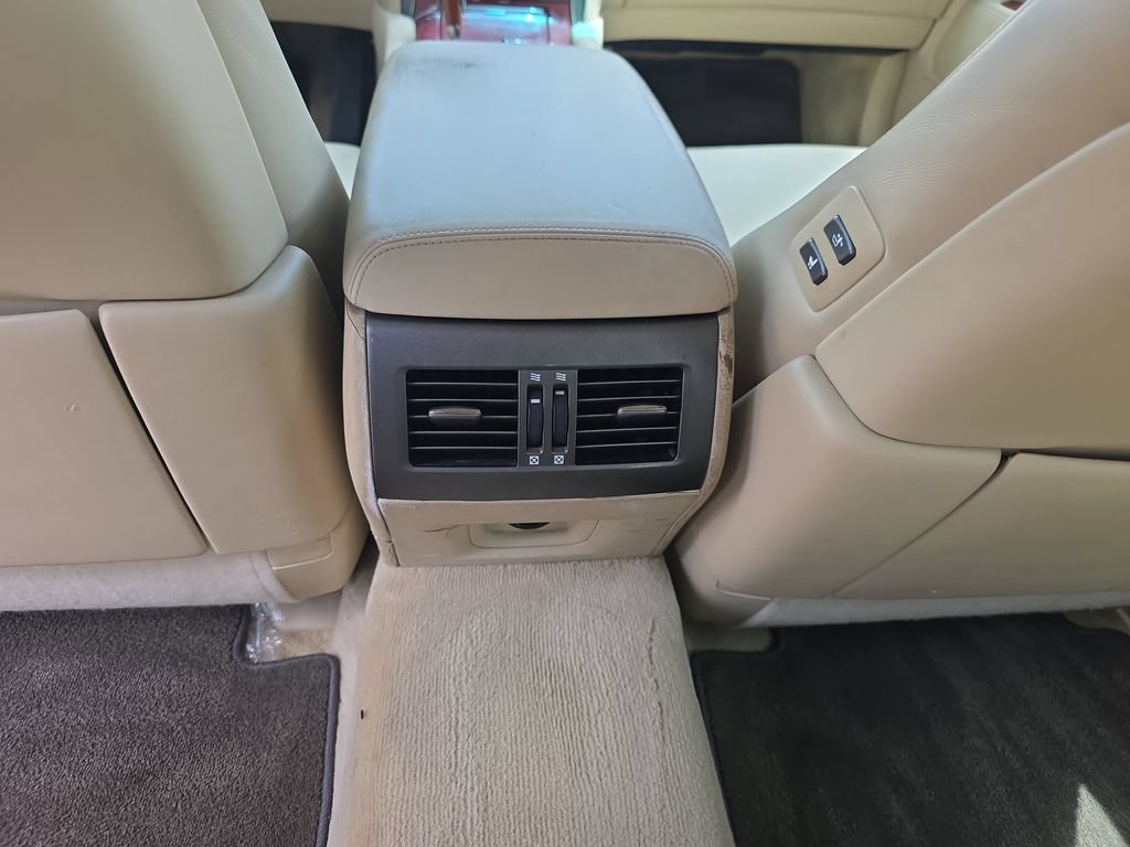 Used 2008 Lexus LS 460 RWD image 32
