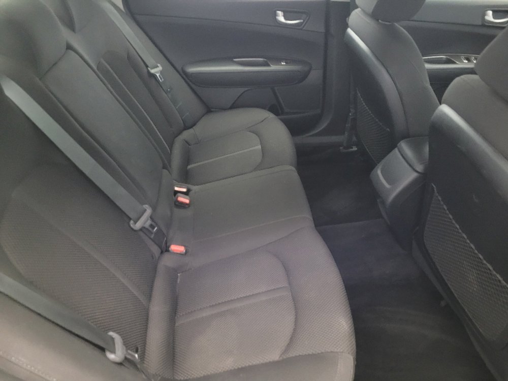 Used 2020 Kia Optima LX image 19