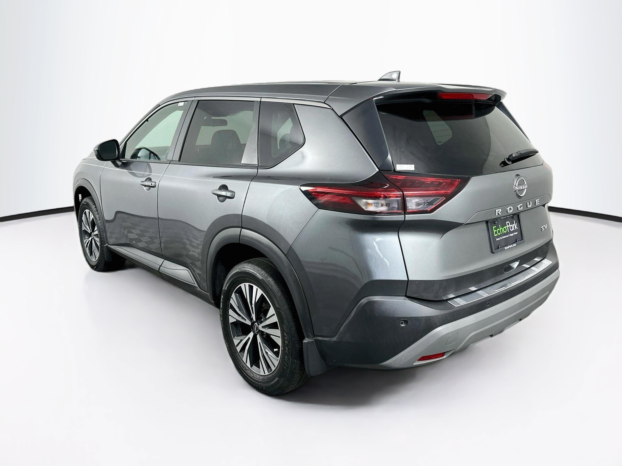Used 2023 Nissan Rogue SV FWD image 5