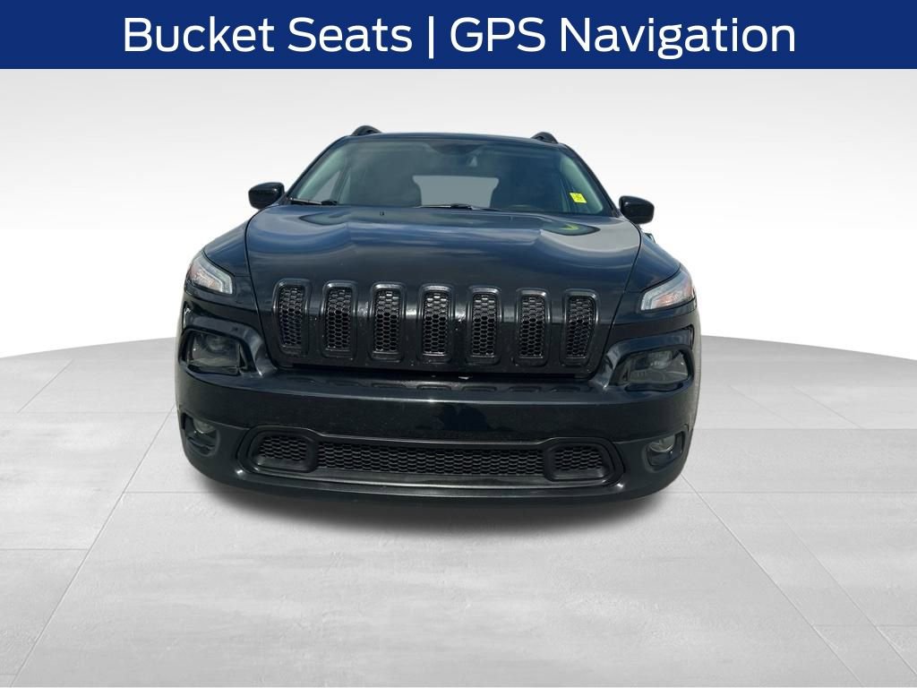 Used 2018 Jeep Cherokee Latitude w/ Cold Weather Group image 9