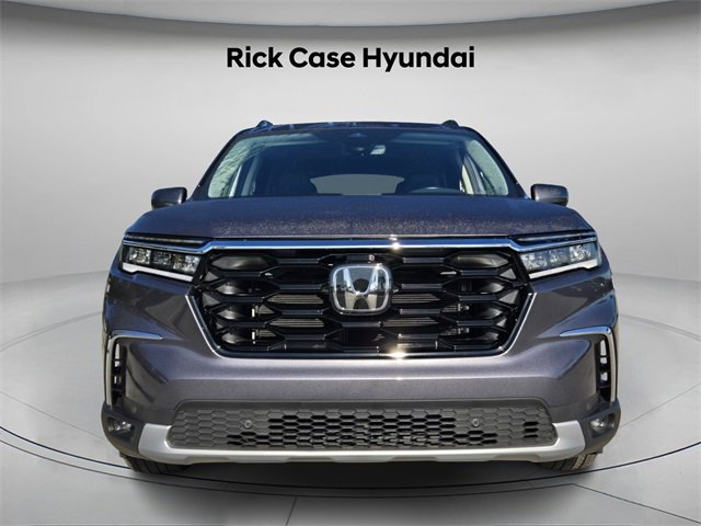 Used 2023 Honda Pilot Touring image 5